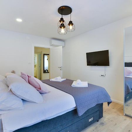 Zara Lumina Apartment Eksteriør billede