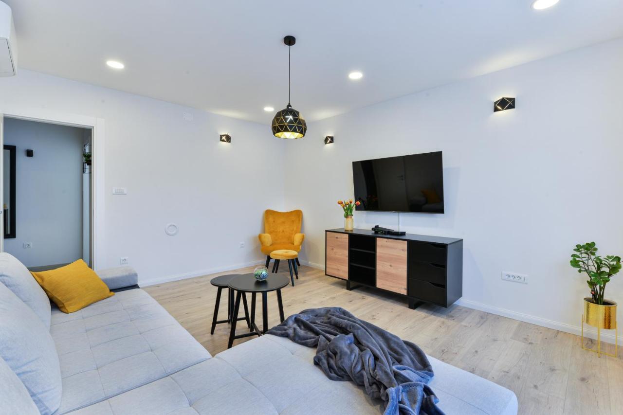 Zara Lumina Apartment Eksteriør billede